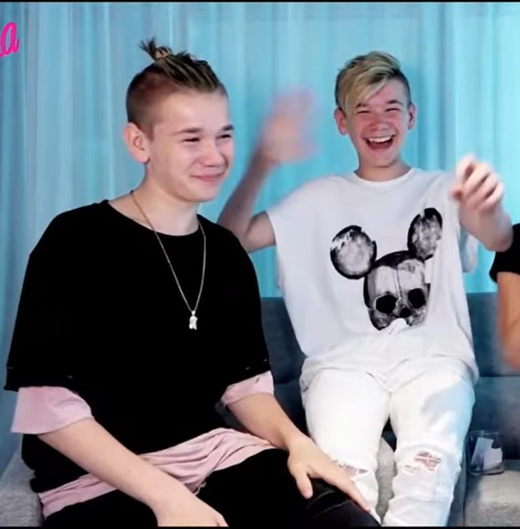 Marcus Och Martinus Mamma Död 4 Tidiga liv