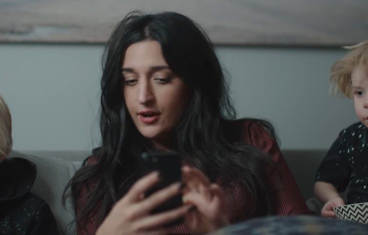 Vem är Parisa Amiri?