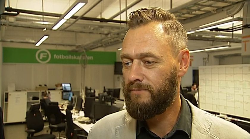 Hur lång är Olof Lundh?