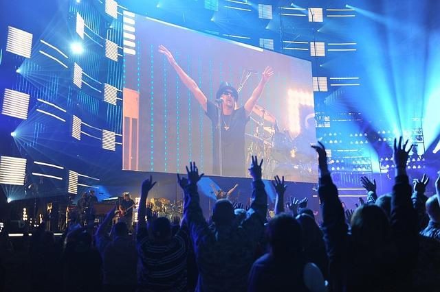 Svenska Kändisars Löner och Förmögenheter inom Underhållningsbranschen